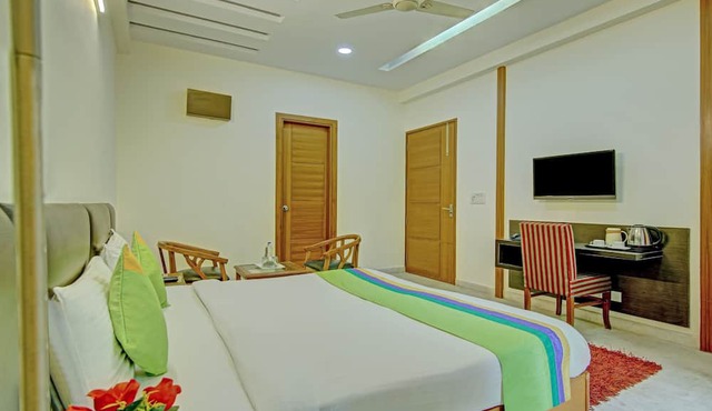 Itsy Hotels Swastika Inn Sector 26