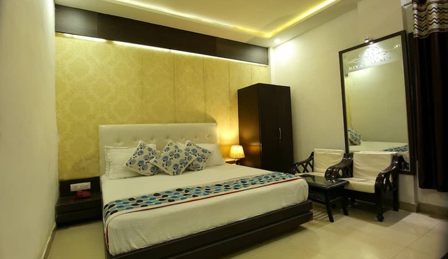 Hotel Riya Palace - Idgah Railway Station Agra