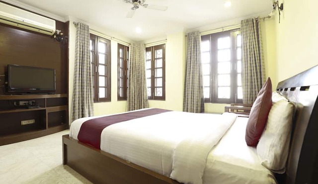 Livia Residency