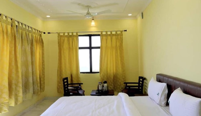 Charekh Food & Forest Resort
