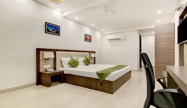 Itsy Hotels Solitaire