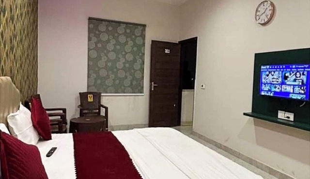 Hotel 11 Inn Ludhiana