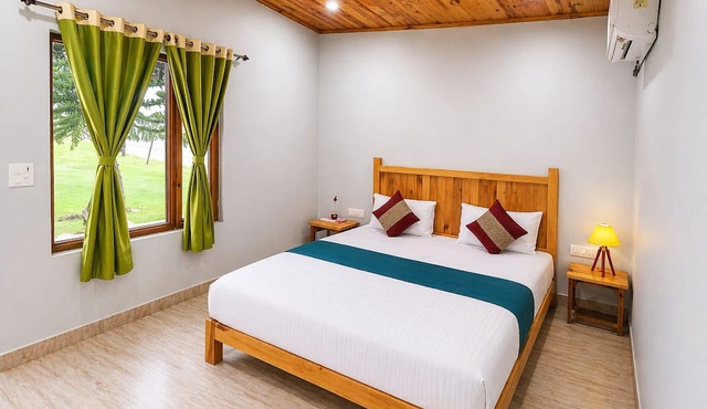 The Evergreen Hotel in Ramnagar