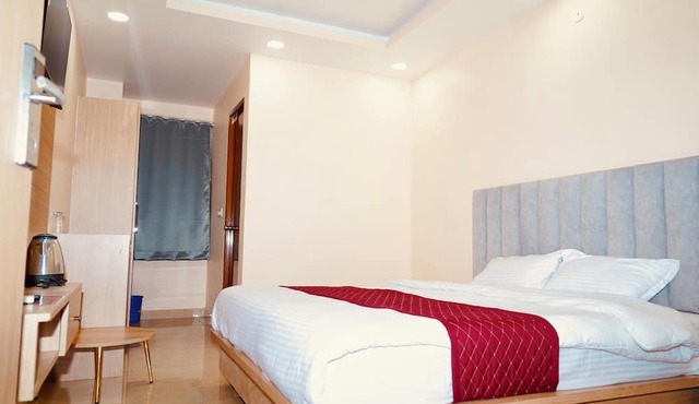 Ravika Grand Hotel and Banquet