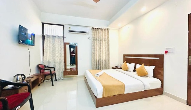 Hotel Veda Vatica