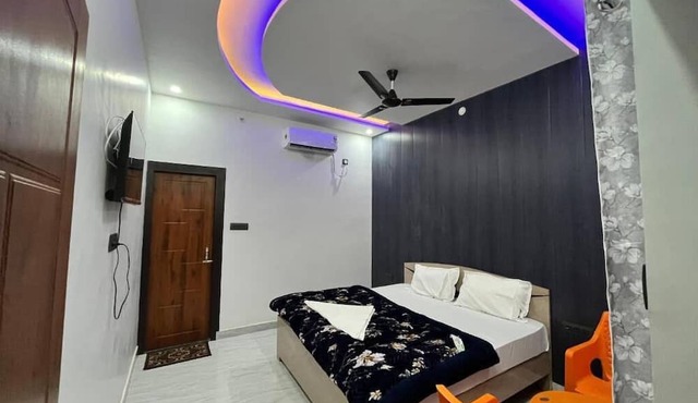 Ananya Hotel & Restaurant Naimisharanya