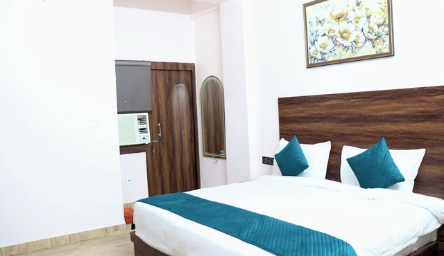 Abharam Retreats