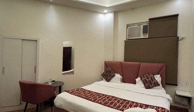 Sahani Hotel