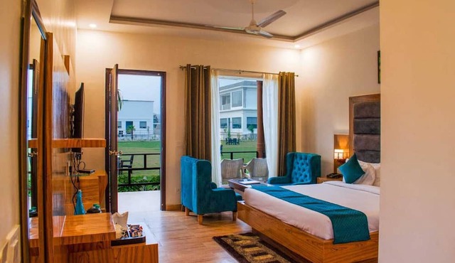 Corbett Green Retreat Resort