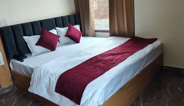 Hotel RB Inn