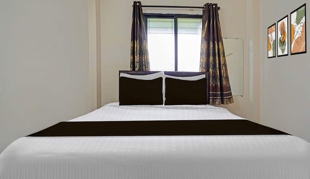 Classic V7 Inn Service Apartment in Hingna