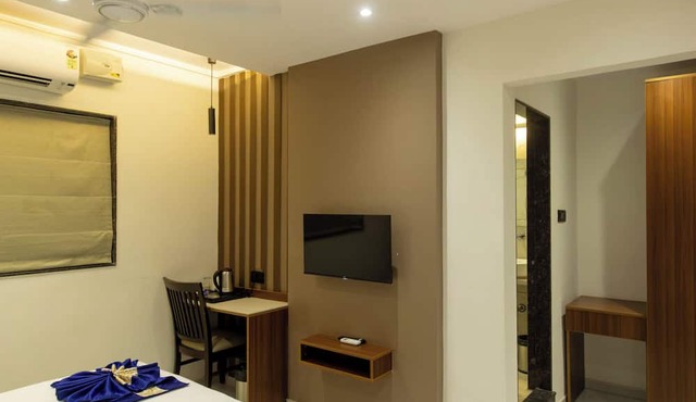 Hiive By Convivial Hotels