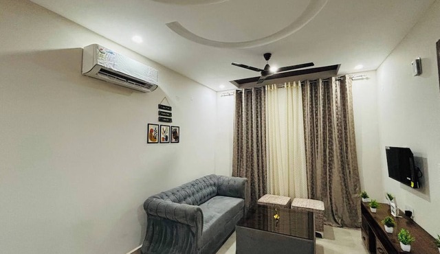Stay Royal BNB - Luxury Villa