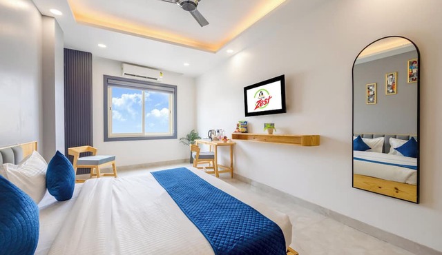 Hotel Zest Near IGI Airport