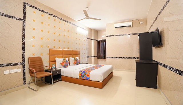 FabHotel Le Royal Inn - Nr Madras Medical Mission Hospital