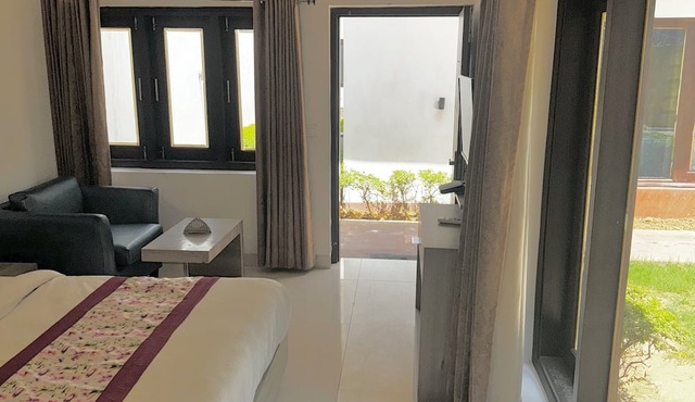 R Cottages- Home in Vasant Kunj