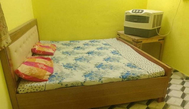Shree mate guest house