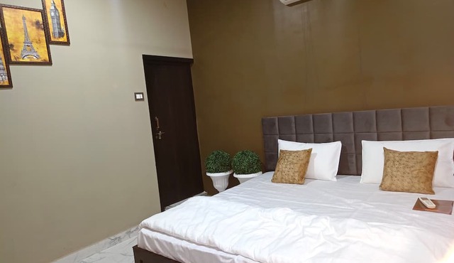 Mannat Residency