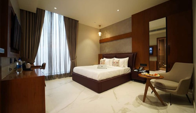 Hotel Millennium