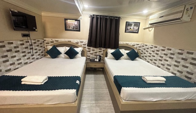 Hotel Vinayak