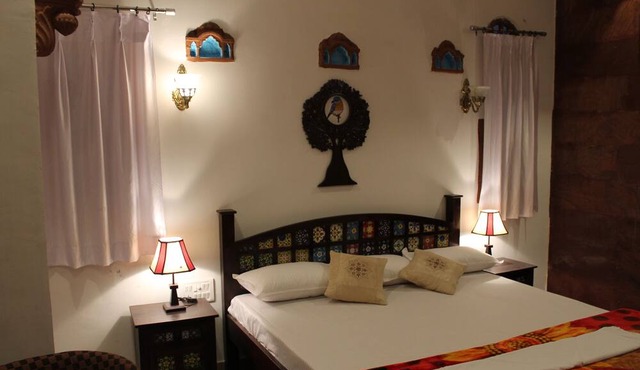 Kesar Heritage Guest House