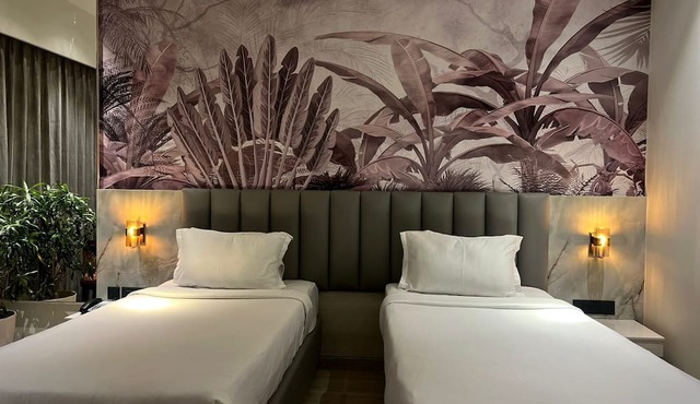 The Hans Hotel - Hubli