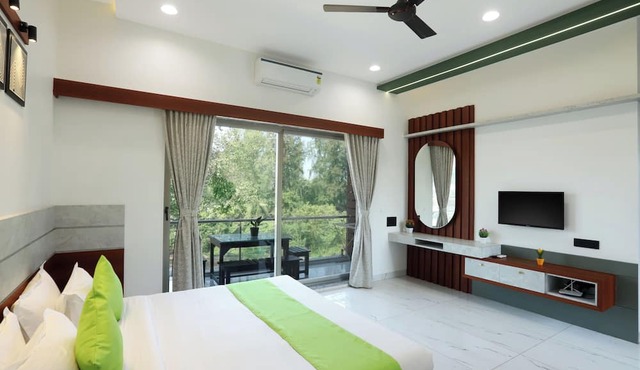 Sandhya Manohar Beach Resort in Alibag