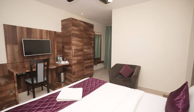 Wonder Stay Hotel by HAH