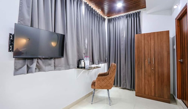 FabHotel VK’s Bahadurpally- Nr. Mahindra University, Bahadurpally, Jeedimetla