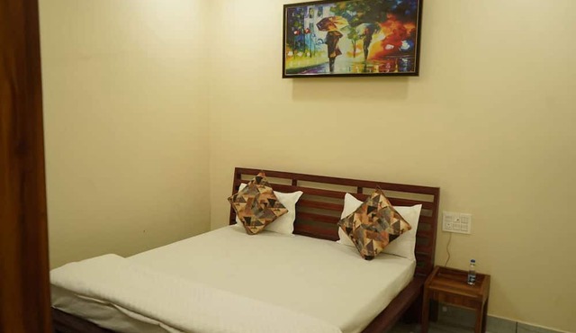 Maharaja Hotel and Restaurant