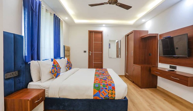 FabHotel RS Golden
