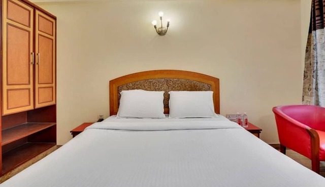 iROOMZ Aura Inn