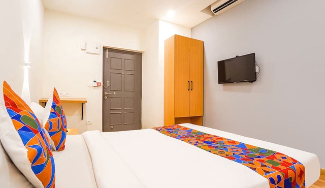 Fabhotel Welcome Inn