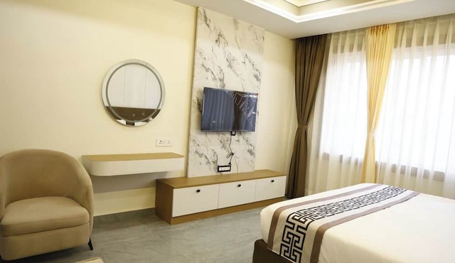 Devansh Palace And Resort