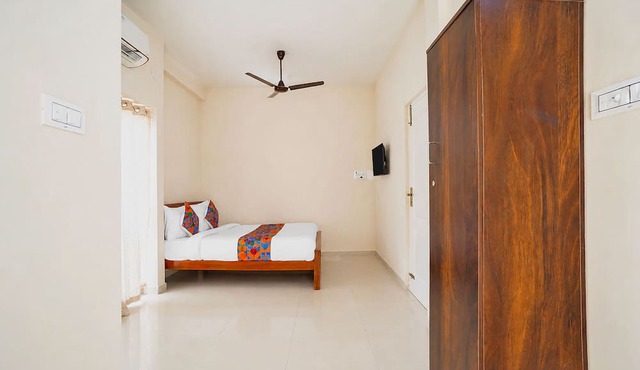 Fabhotel Nimalan Residency Sholinganallur in Chennai