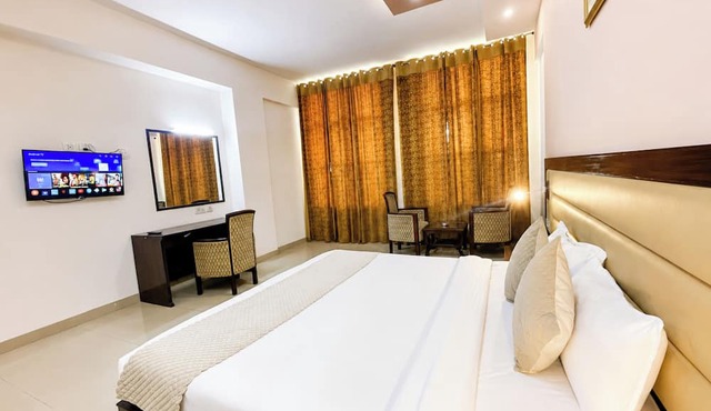 Hotel Orange Baddi in Baddi