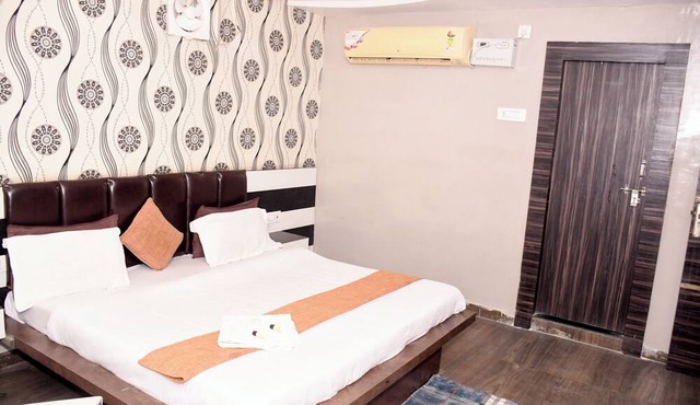 HOTEL J P RESIDENCY