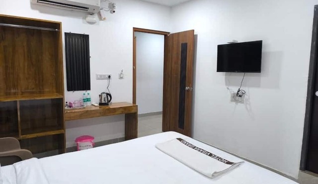 HOTEL VISARA GRAND GOKARNA