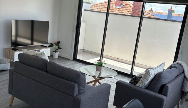 Modern 2BR Townhouse Preston | Long Stay Friendly in Preston
