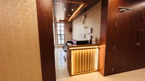 Hotel LB & SONS