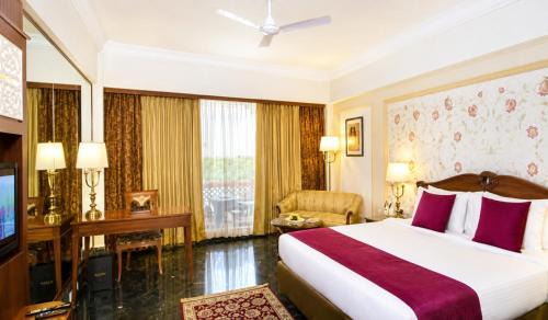 Hotel Mohini Resort