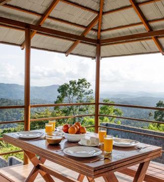 Alaya Stays Jai hill 4 Room Cottage With Garden and Outdoor dining With Mountain and Valley Views