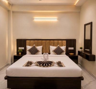 Hotel A-Abhinandan Palace Near Ram Mandir
