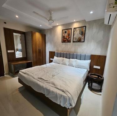 Sri Aditya Utsav Banquet Halls & Luxury AC Rooms