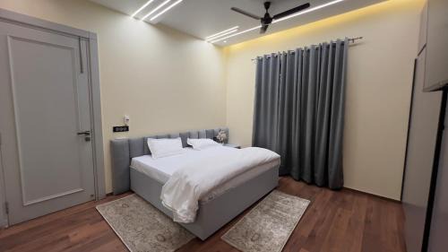 Elegant Escape Modern 2BHK with Living Room