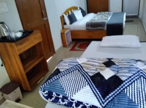 Mount aura stay & Dine
