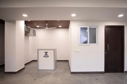 Z Express Anoop