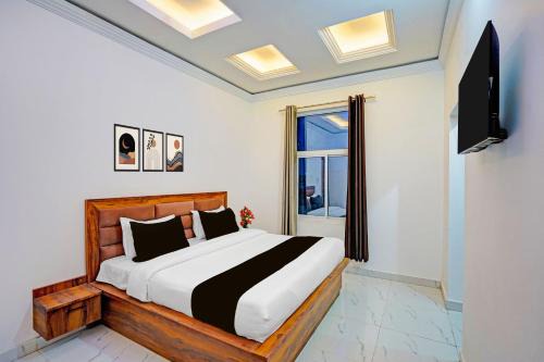 Townhouse Vikas Nagar Lucknow Formerly Wave BLU