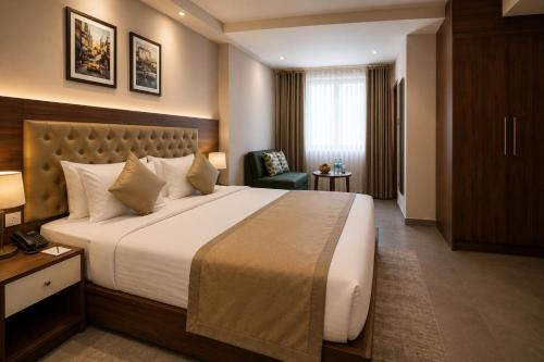 Seaking Suites-MG Road