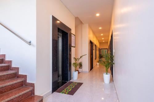 Treebo Ayodhya Grand